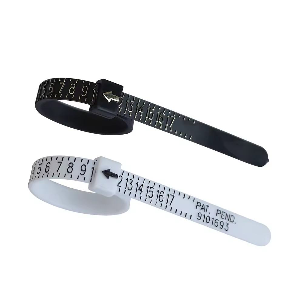 Guaranteed Quality Proper Price Jewelry Tools Ring Sizer Finger Gauge Plastic Ring Sizer for Engagement Rings Wedding Sets